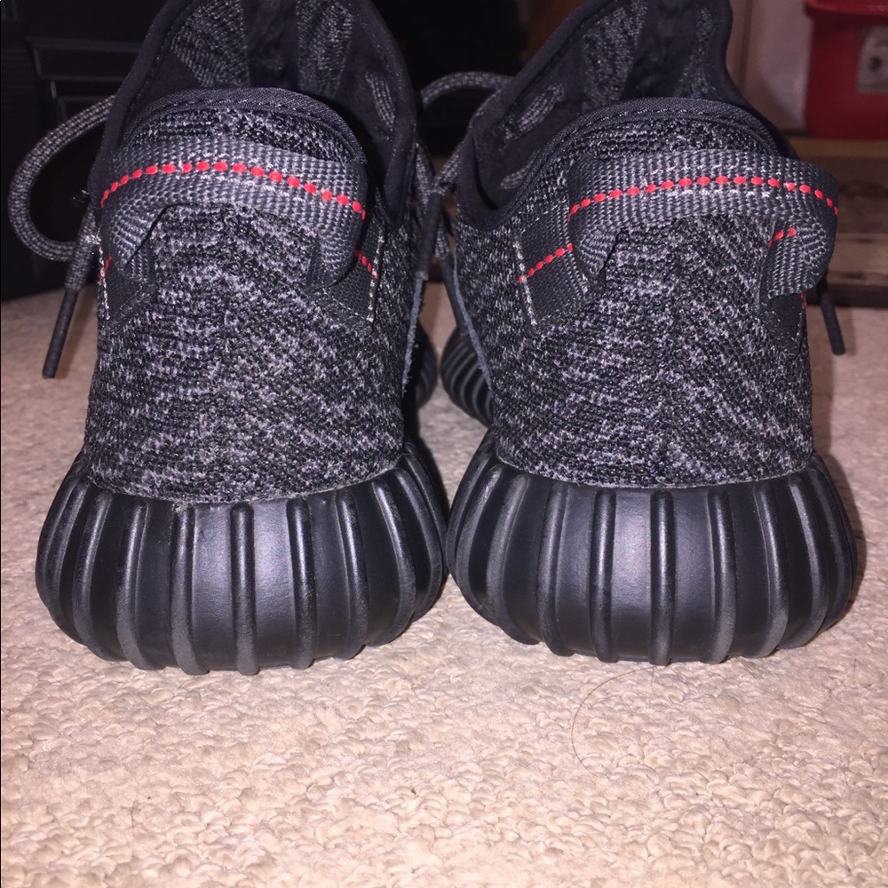 Yeezy pirate black 100% authentic